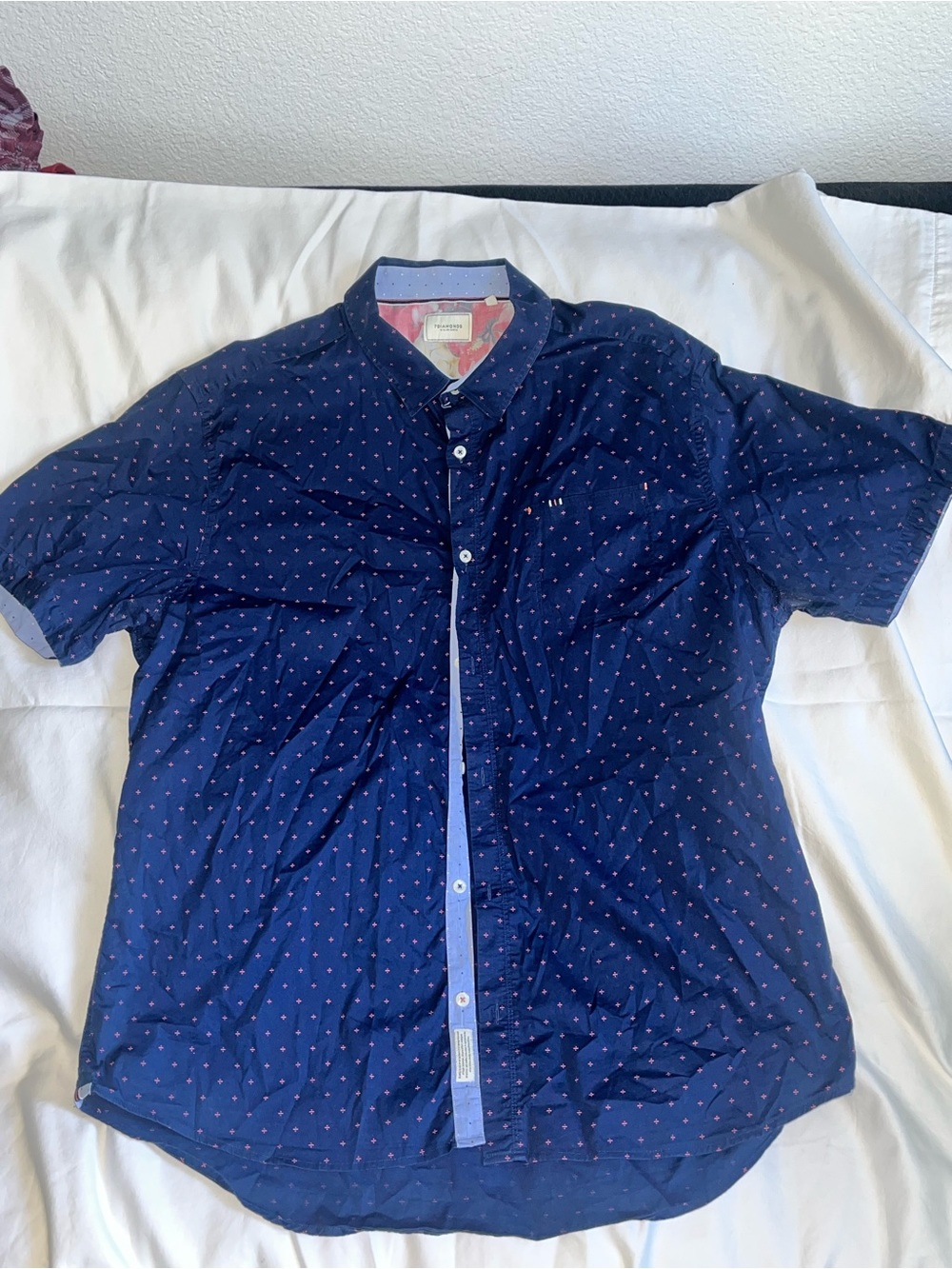 7 Diamonds Navy Short-Sleeve Button-Down Shirt with Pink Dot Print